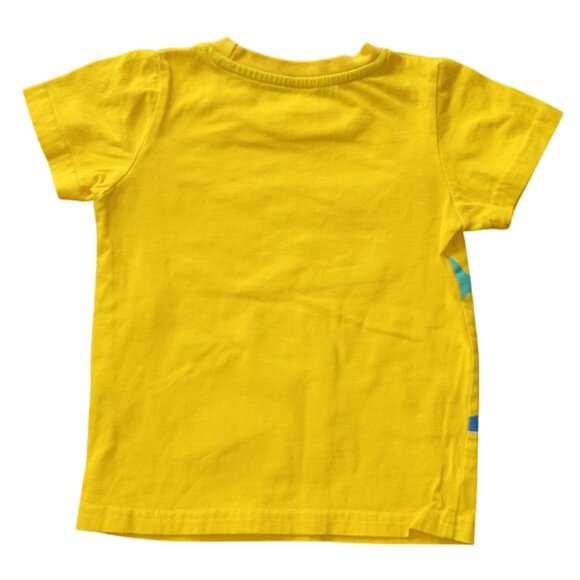 🎯 10 for $10 / Boys 18-24 Months Yellow Sharks T-Shirt - Picture 4 of 8